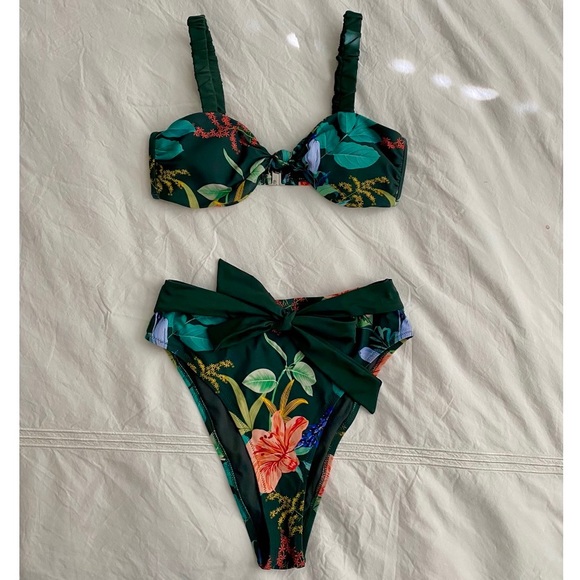 Cupshe Mara Knotted High Waisted Bikini - Picture 2 of 5